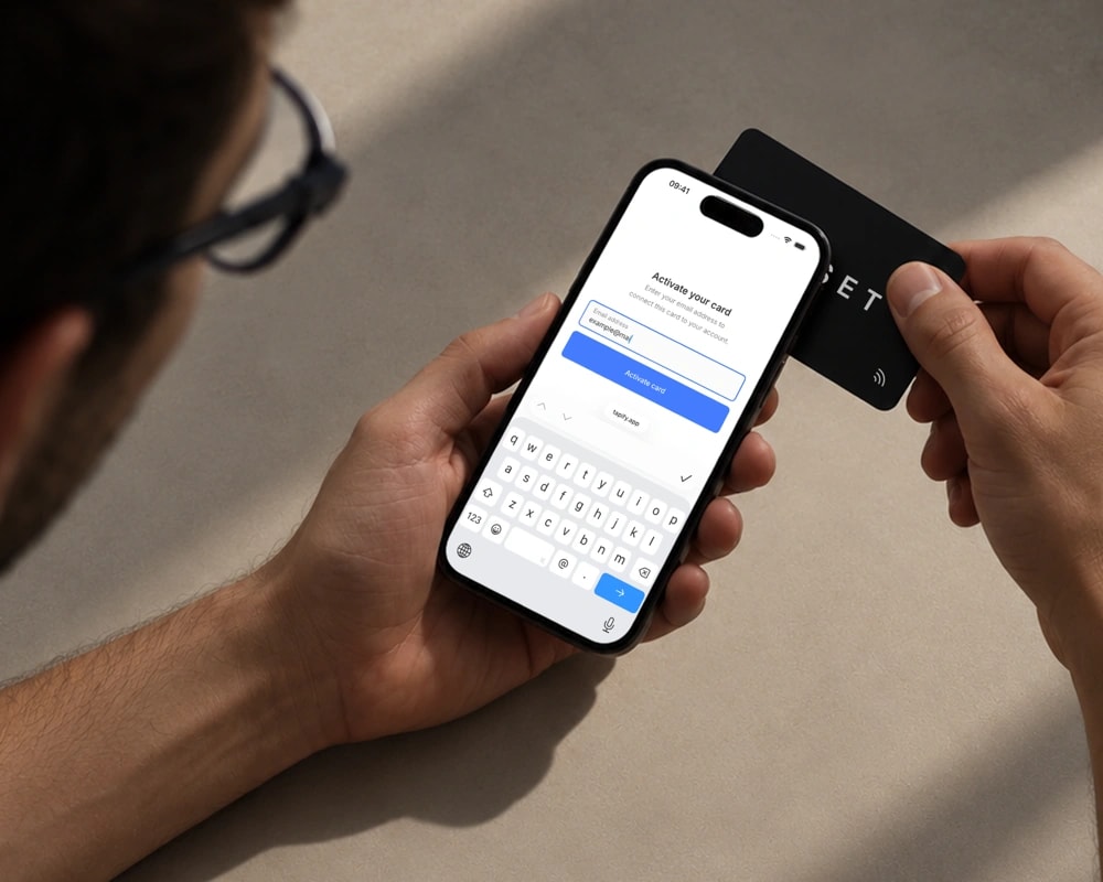 Een NFC-kaart activeren met een telefoon