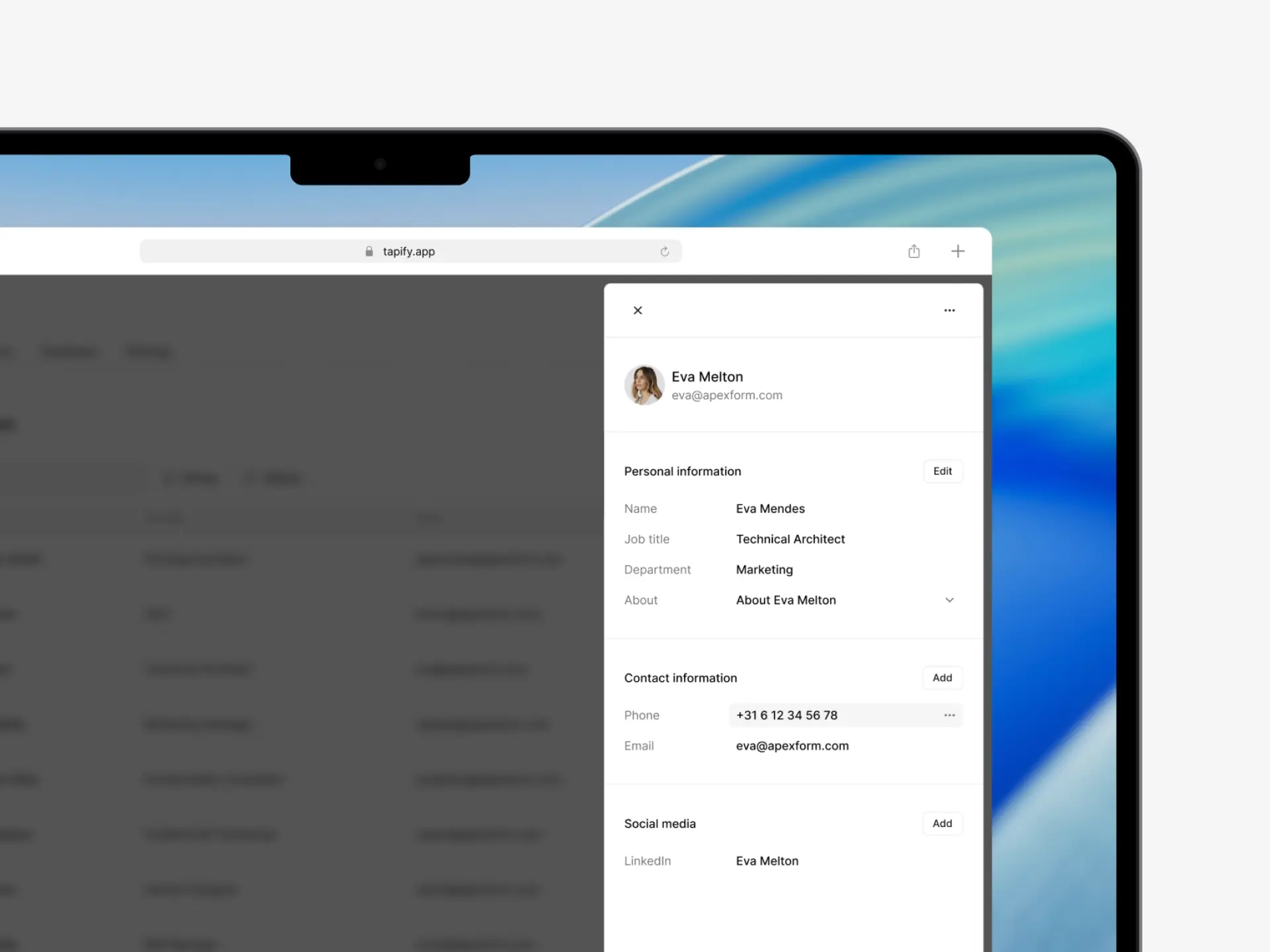 Werk kaartgegevens bij in Tapify